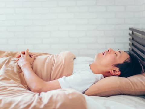 睡眠時無呼吸症候群とは？
